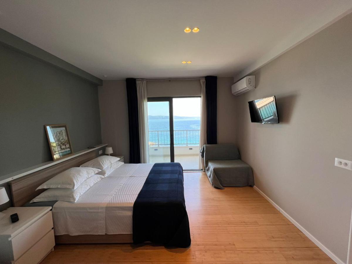 Beachfront Comfort Apartments Sinajko Подгора Екстер'єр фото