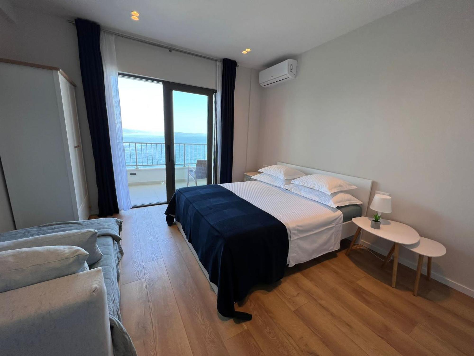 Beachfront Comfort Apartments Sinajko Подгора Екстер'єр фото